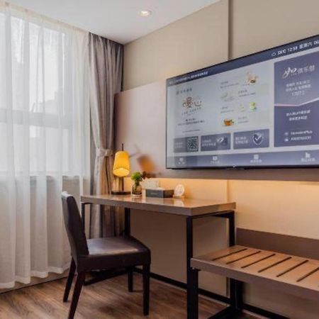 Home Inn Plus Shanghai New International Expo Center Yushan Road Yuanshen Sports Xangai Exterior foto