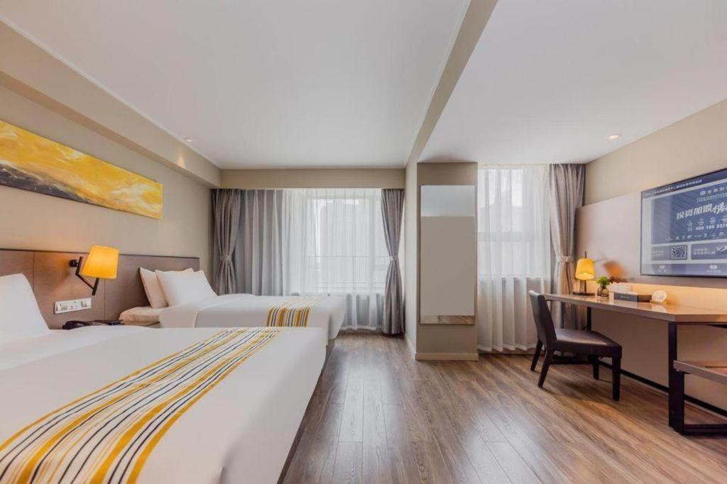 Home Inn Plus Shanghai New International Expo Center Yushan Road Yuanshen Sports Xangai Exterior foto