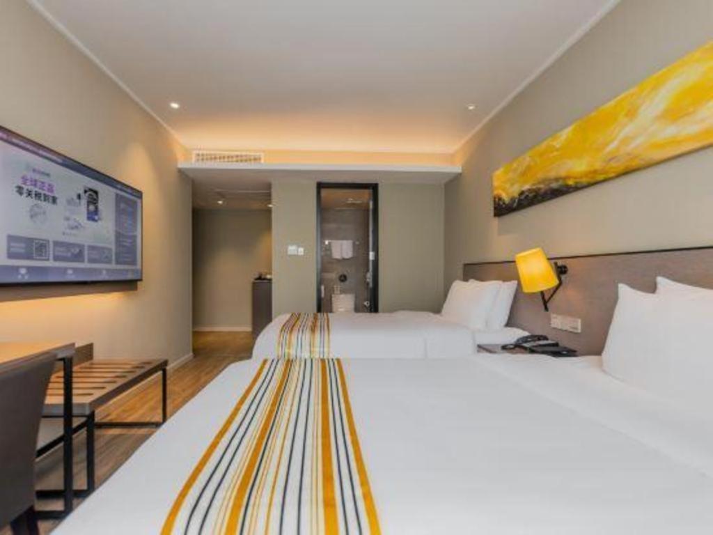 Home Inn Plus Shanghai New International Expo Center Yushan Road Yuanshen Sports Xangai Exterior foto