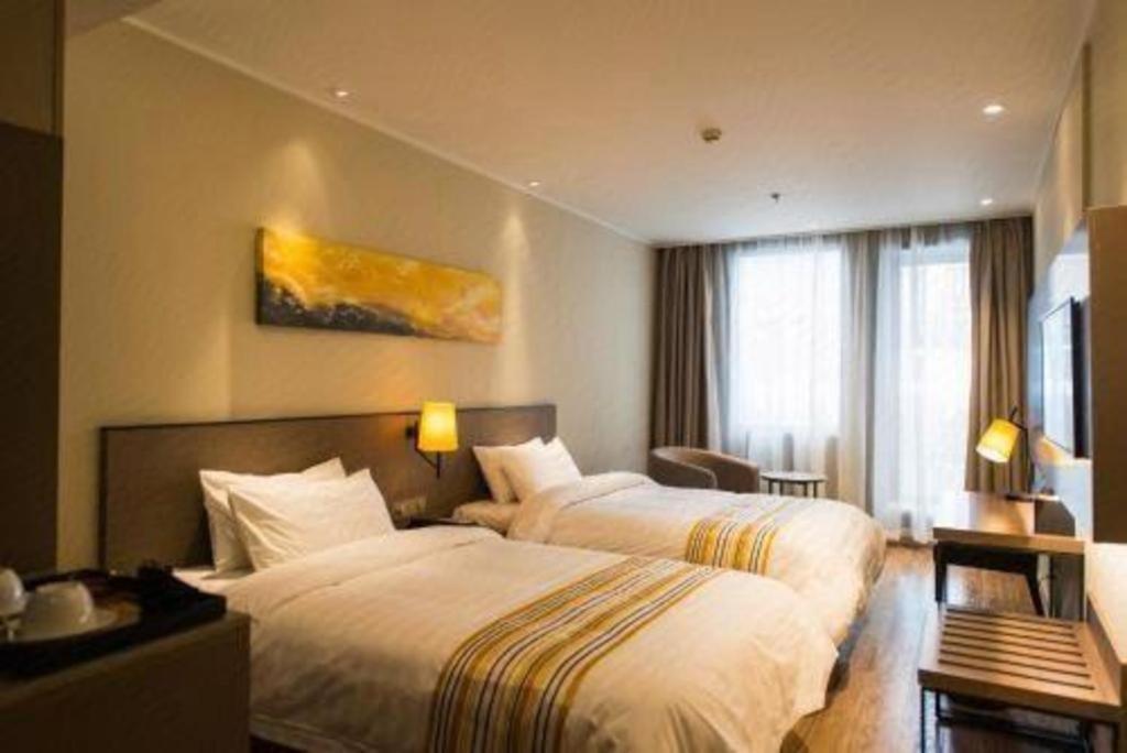 Home Inn Plus Shanghai New International Expo Center Yushan Road Yuanshen Sports Xangai Exterior foto