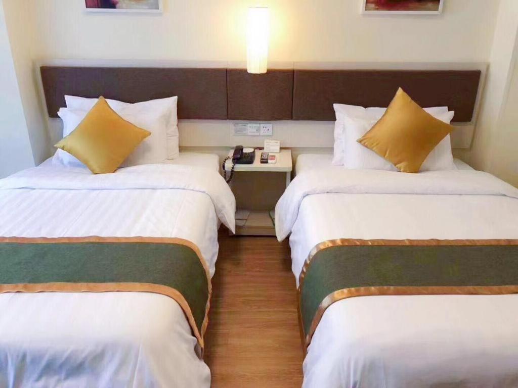 Home Inn Plus Shanghai New International Expo Center Yushan Road Yuanshen Sports Xangai Exterior foto