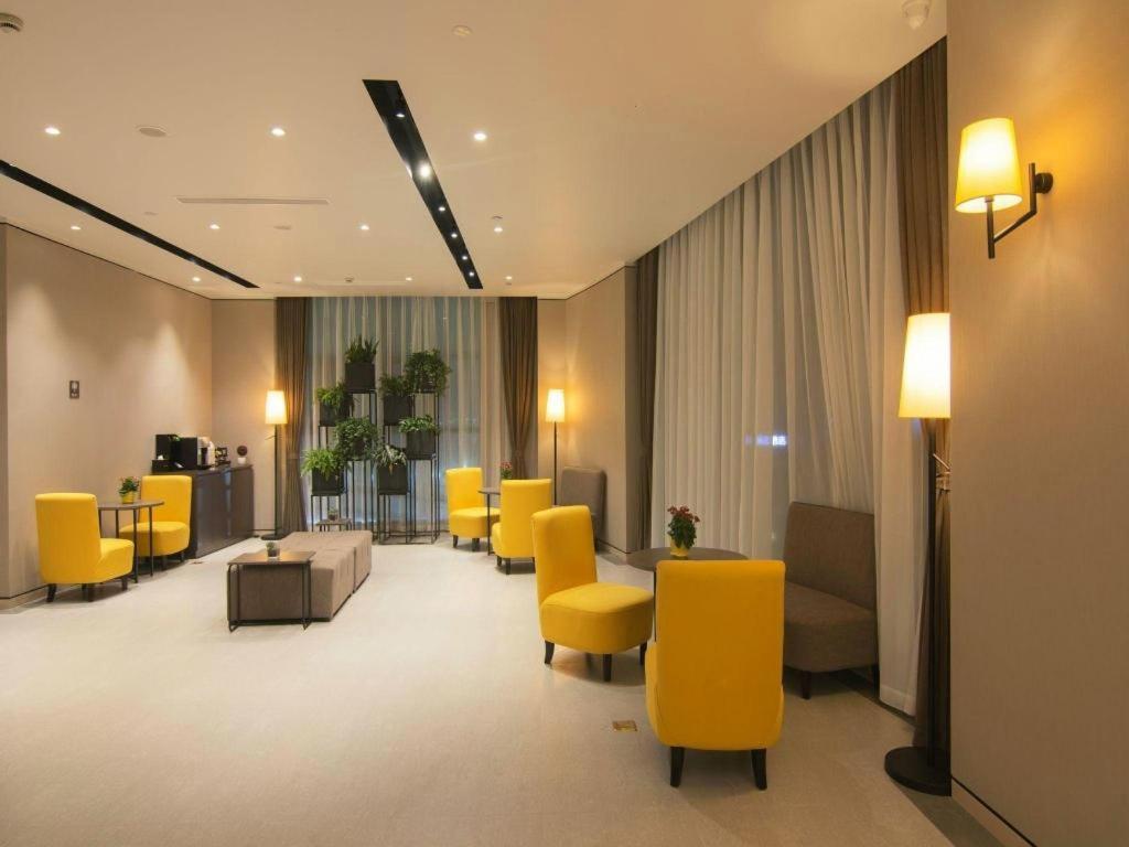 Home Inn Plus Shanghai New International Expo Center Yushan Road Yuanshen Sports Xangai Exterior foto
